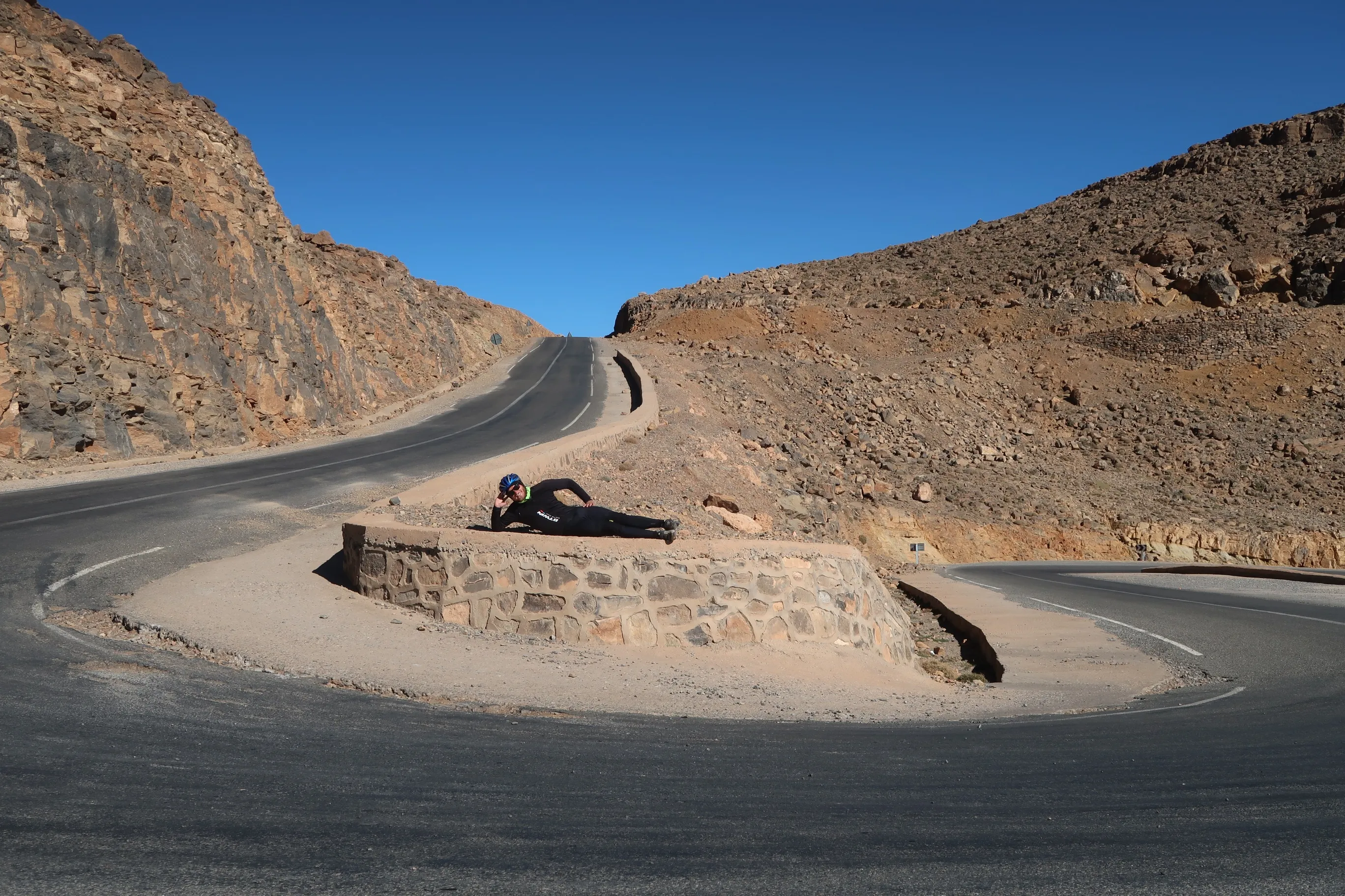 Video: cycling the high atlas from Khenifra to Tinghir
